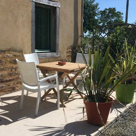 Les Gites D'Emilie Melesse Exterior foto