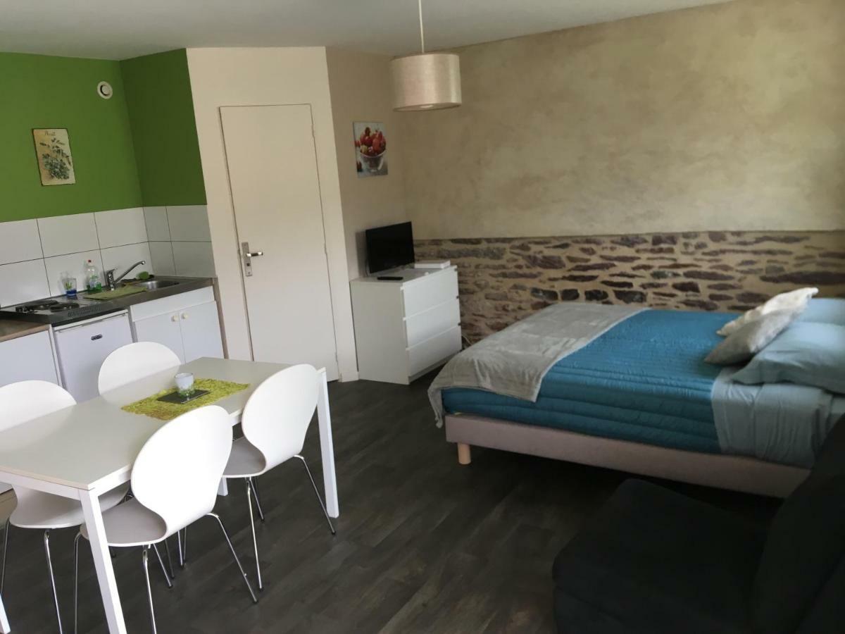 Les D'emilie Apartment Melesse